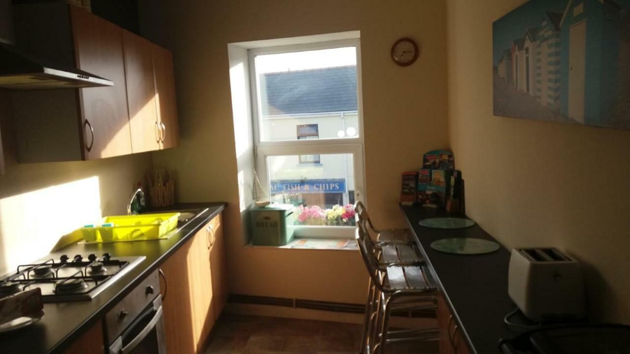 The Crows Nest Holiday Home Burry Port Exterior photo